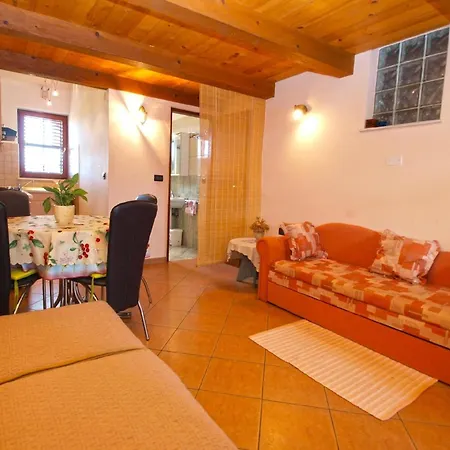 公寓 Fuer 3 Personen Ca 42 Qm In Rovinj, Istrien Istrische Riviera 罗维尼